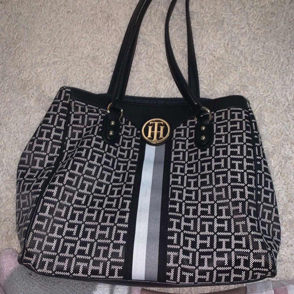 tommy hilfiger large handbag